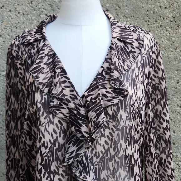 TED BAKER Ruffle Blouse - Picture 2 of 12